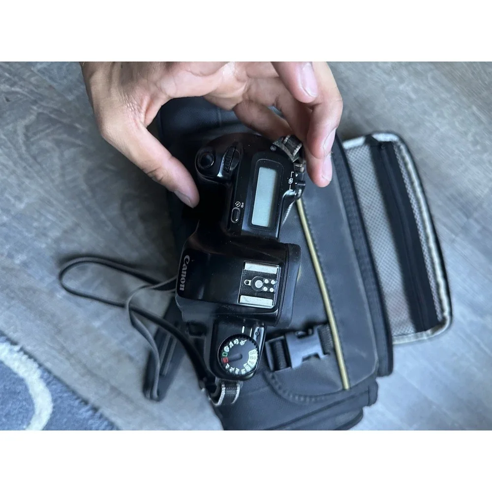 VINTAGE Canon EOS Rebel X SLR 35mm Film Camera WITH CASE  (Untested)‎
